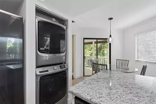 8 Oakmont Ct, Palm Coast, FL 32137 - Photo 18