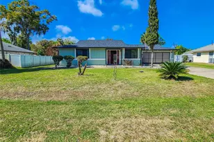 16 Black Hawk Pl, Palm Coast, FL 32137 - Photo 1