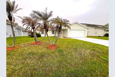 19 Cedarfield Court, Palm Coast, FL 32137 - Photo 6