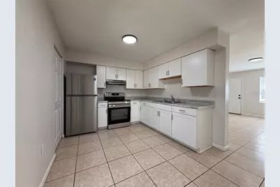 6104 SW 12th Place, Gainesville, FL 32607 - Photo 4