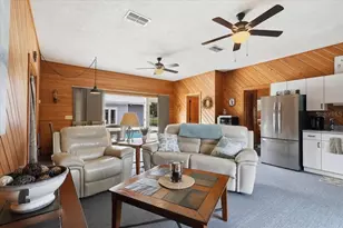 918 Gallberry Ct, Bunnell, FL 32110 - Photo 38