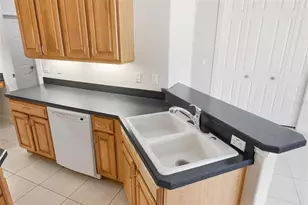 21 Eastlake Dr, Palm Coast, FL 32137 - Photo 8