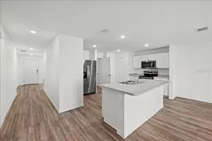 8 Sedgefield Path N, Palm Coast, FL 32164 - Photo 2