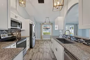 106 Burbank Dr, Palm Coast, FL 32137 - Photo 10