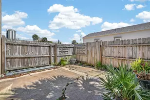 437 N Oleander Ave, Daytona Beach, FL 32118 - Photo 22