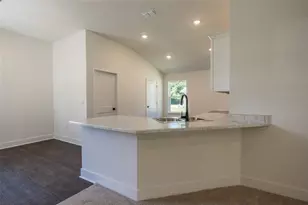 35 Farnell Ln, Palm Coast, FL 32137 - Photo 2