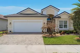9 Del Palma Dr, Palm Coast, FL 32137 - Photo 2