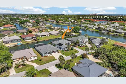 11 Cottonton Court, Palm Coast, FL 32137 - Photo 2