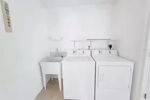 1277 Granada Ave, Daytona Beach, FL 32117 - Photo 42