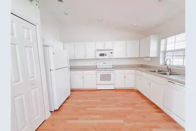 1277 Granada Avenue, Daytona Beach, FL 32117 - Photo 22