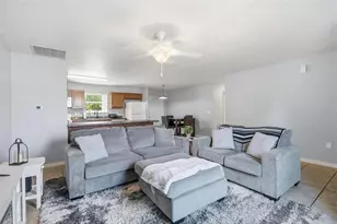 27 Royal Oak Dr, Palm Coast, FL 32164 - Photo 6