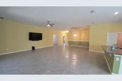 70 Oakleaf Way, Palm Coast, FL 32137 - Photo 2