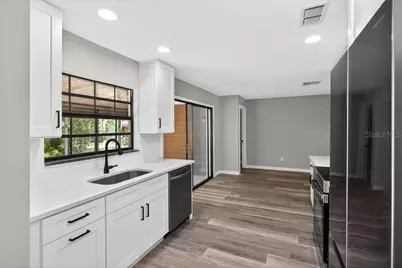 8 Blare Drive, Palm Coast, FL 32137 - Photo 12