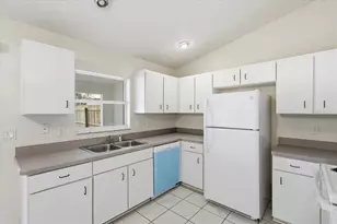 4 Pony Ln, Palm Coast, FL 32164 - Photo 6