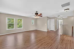 23 Burnham Ln, Palm Coast, FL 32137 - Photo 10