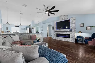 13 White Birch Ln, Palm Coast, FL 32164 - Photo 4