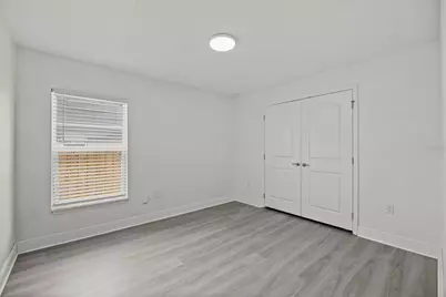 201 NE Greenbrier Avenue, Port Saint Lucie, FL 34983 - Photo 18