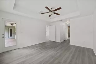 201 NE Greenbrier Ave, Port Saint Lucie, FL 34983 - Photo 12