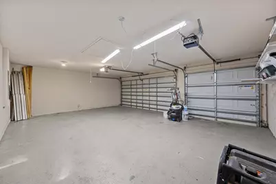 201 NE Greenbrier Avenue, Port Saint Lucie, FL 34983 - Photo 26