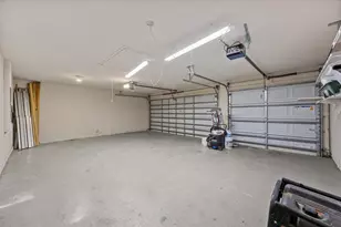 201 NE Greenbrier Ave, Port Saint Lucie, FL 34983 - Photo 26