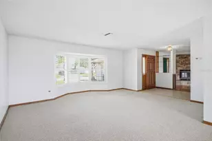 10 Cherry Ct, Palm Coast, FL 32137 - Photo 6