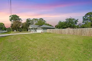 27 Pine Hurst Ln, Palm Coast, FL 32164 - Photo 14