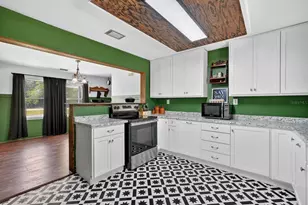 116 Round Lake Cir, Palatka, FL 32177 - Photo 14