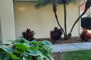 58 Burning Bush Dr, Palm Coast, FL 32137 - Photo 8