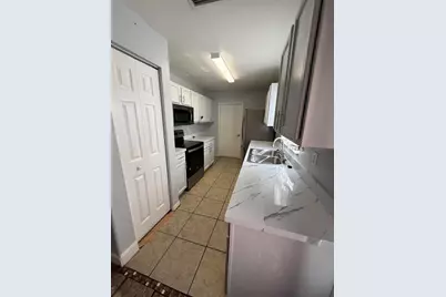 39 Beechwood Lane, Palm Coast, FL 32137 - Photo 4