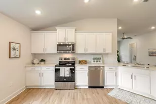 18 Squadron Pl, Palm Coast, FL 32164 - Photo 8