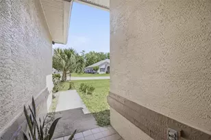 14 Westmoreland Dr, Palm Coast, FL 32164 - Photo 2