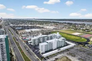 2727 N Atlantic Ave, Daytona Beach, FL 32118 - Photo 8