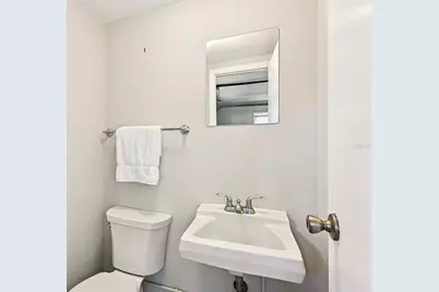 8507 Synhoff Drive, Jacksonville, FL 32216 - Photo 18