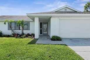 12 Clarendon Ct S, Palm Coast, FL 32137 - Photo 2