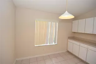 19 Burning Ember Ln, Palm Coast, FL 32137 - Photo 10