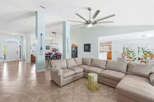 14 Roxanne Ln, Palm Coast, FL 32164 - Photo 10