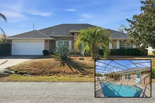 14 Roxanne Ln, Palm Coast, FL 32164 - Photo 1