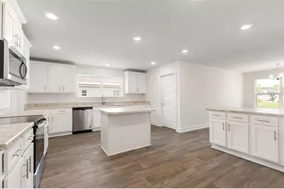 19 Regina Lane, Palm Coast, FL 32164 - Photo 8