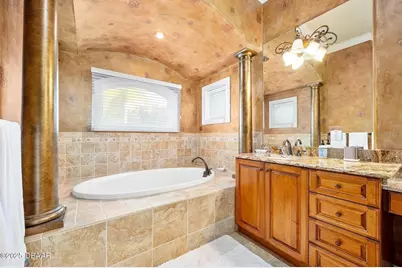 602 Tomoka Avenue, Ormond Beach, FL 32174 - Photo 82