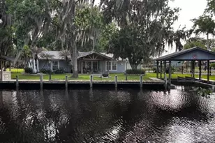 137 & 135 Riverside Dr, Satsuma, FL 32189 - Photo 2
