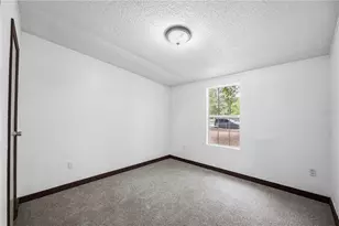 4318 Deerfield Circle W, Macclenny, FL 32063 - Photo 30