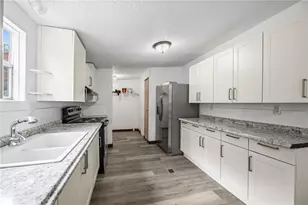 4318 Deerfield Circle W, Macclenny, FL 32063 - Photo 4