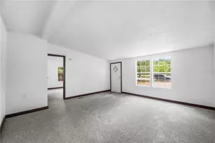 4318 Deerfield Circle W, Macclenny, FL 32063 - Photo 2