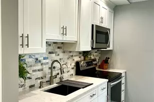 35 Riverside Ln, Palm Coast, FL 32164 - Photo 4