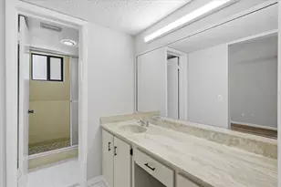 27 Oxford Ln, Palm Coast, FL 32137 - Photo 18