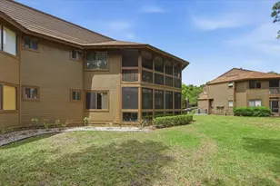 27 Oxford Ln, Palm Coast, FL 32137 - Photo 4