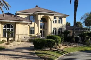 25 San Marco Ct, Palm Coast, FL 32137 - Photo 2