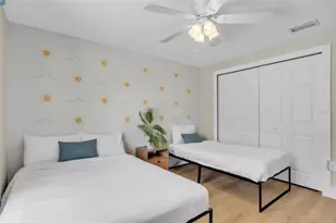 6305 36th Ave W, Bradenton, FL 34209 - Photo 10
