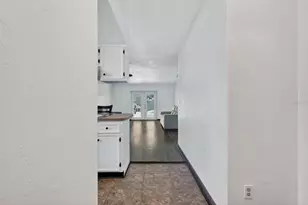 109 Shangri La Cir, Edgewater, FL 32132 - Photo 4