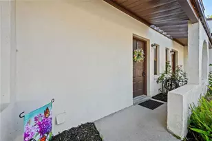 2635 SW 35th Pl, Gainesville, FL 32608 - Photo 2